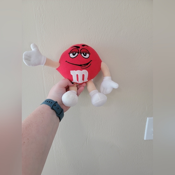 M&m red plush 2013 - Picture 7 of 8